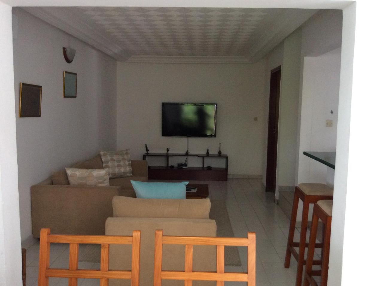Residence Le Flamboyant Abidjan Exterior foto